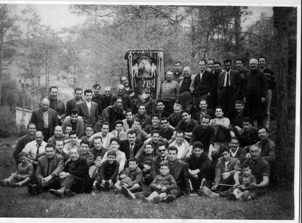 Imatge pels mitjans: Cent anys cantant